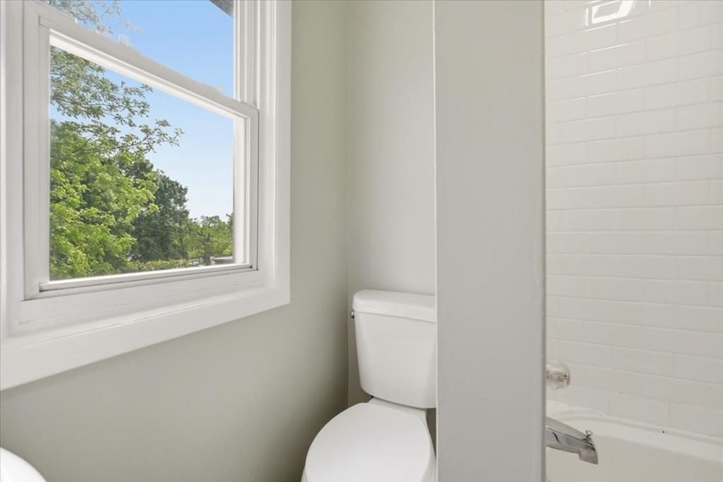 81 Bartley Property Photo 34