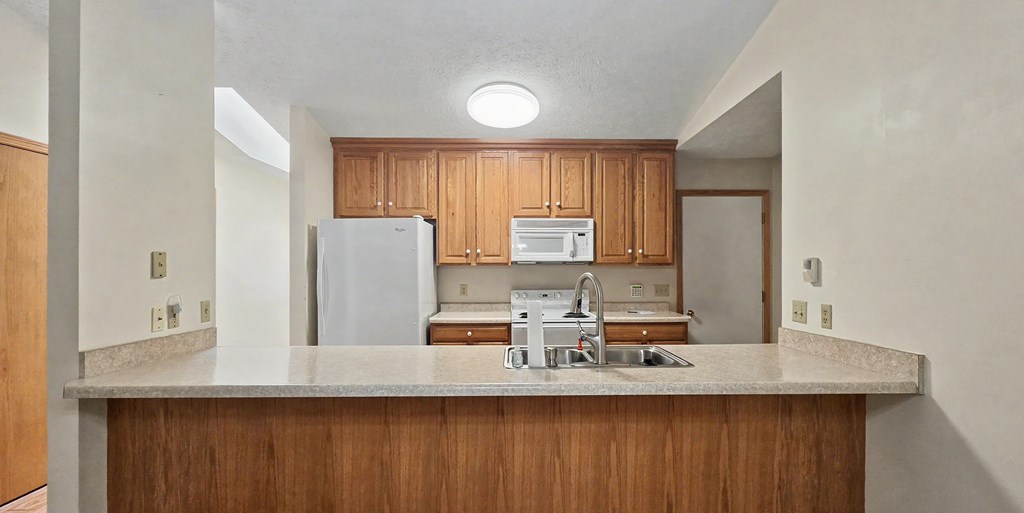 910 Greenfield Dr Property Photo 7
