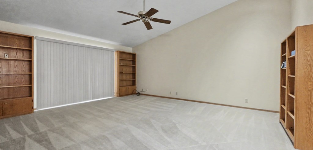 910 Greenfield Dr Property Photo 10