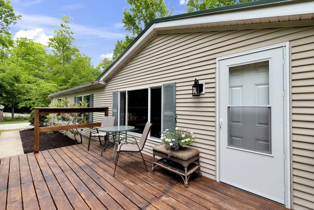 7326 State Route 19 U5 L98-100 Property Photo 6