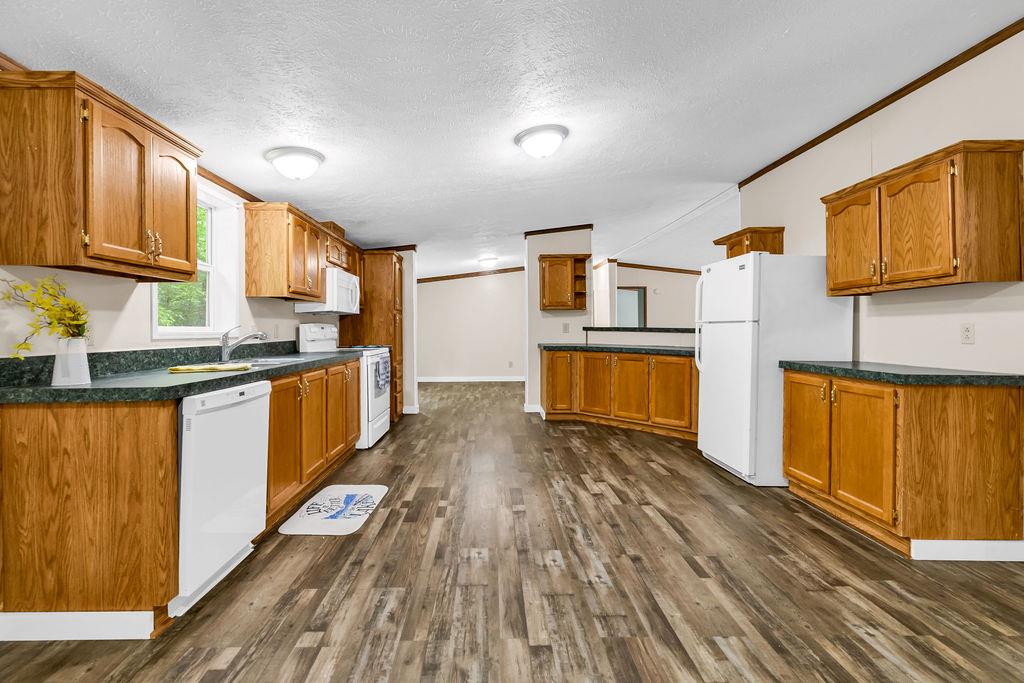 7326 State Route 19 U5 L98-100 Property Photo 17