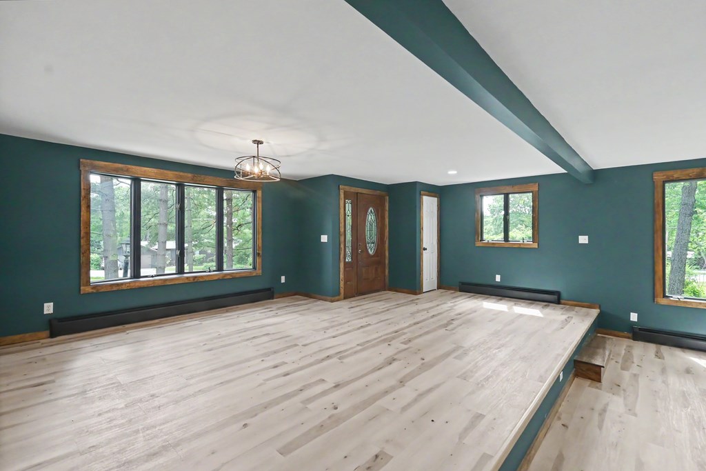 968 Pike Drive Property Photo 4