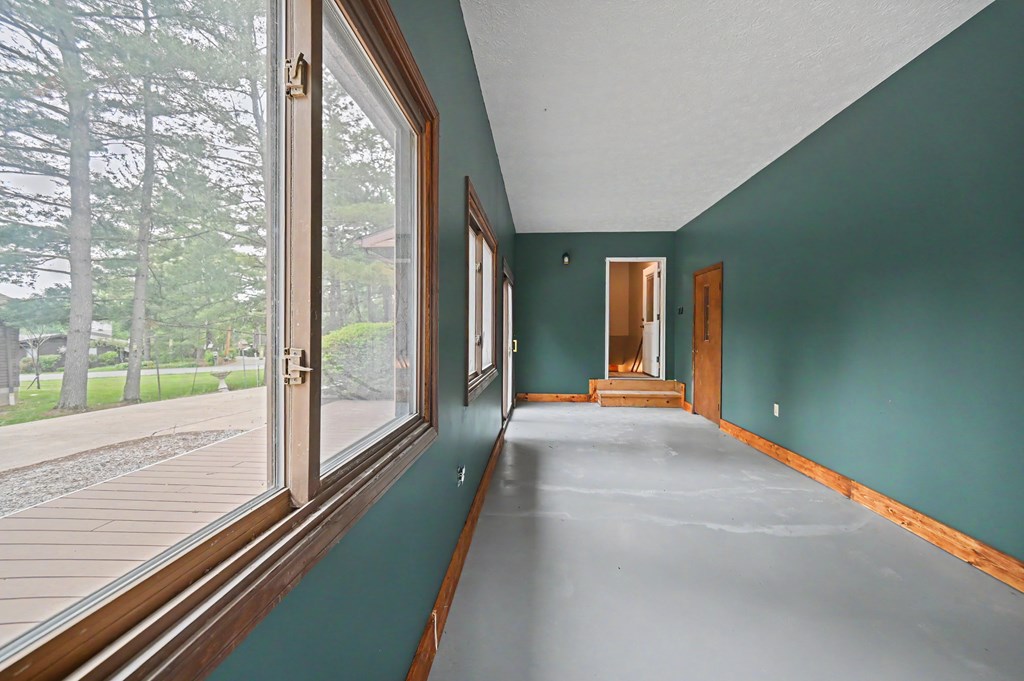 968 Pike Drive Property Photo 13