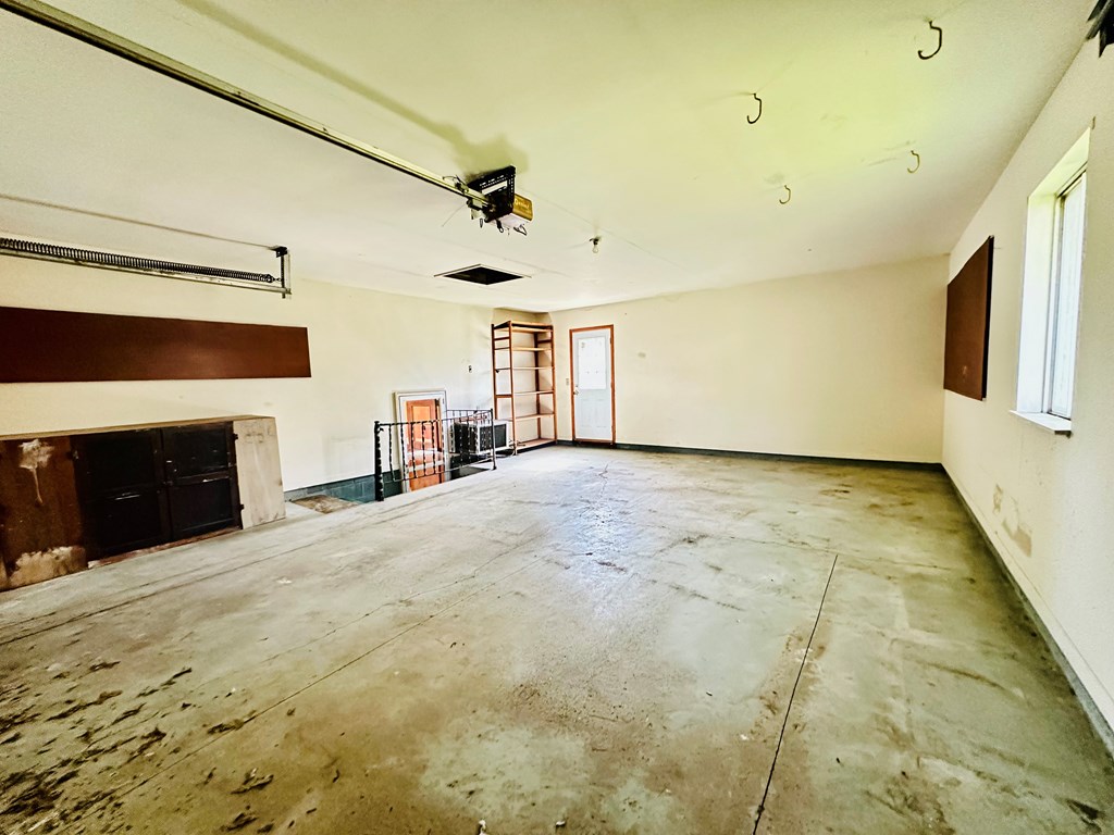 1257 Walnut Property Photo 17