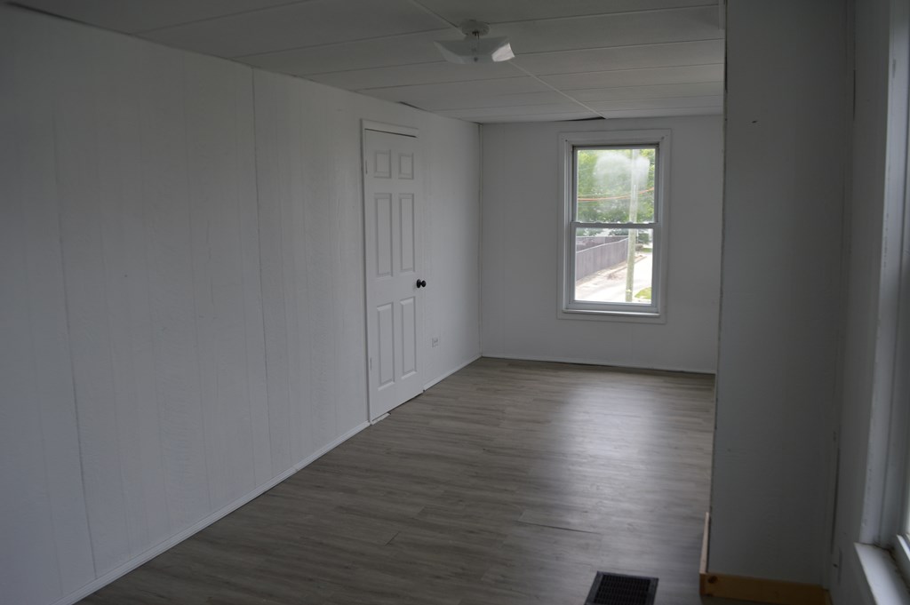 416 S Walnut Property Photo 16