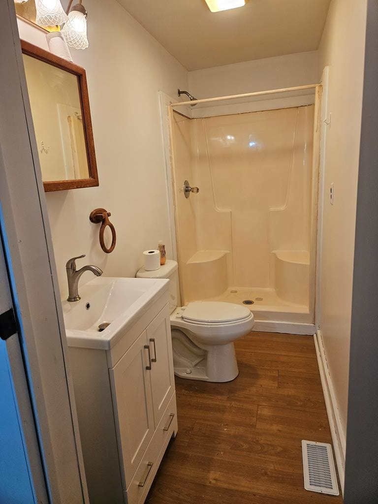 1018 Wingert Property Photo 7
