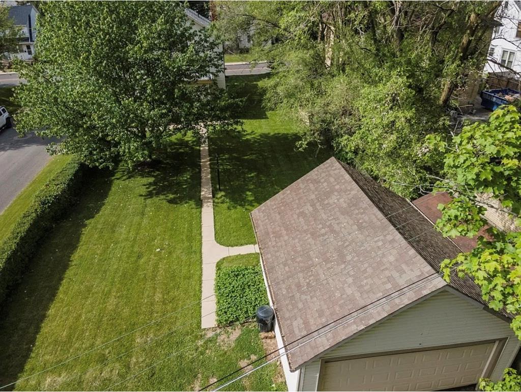547 Maple Property Photo 6