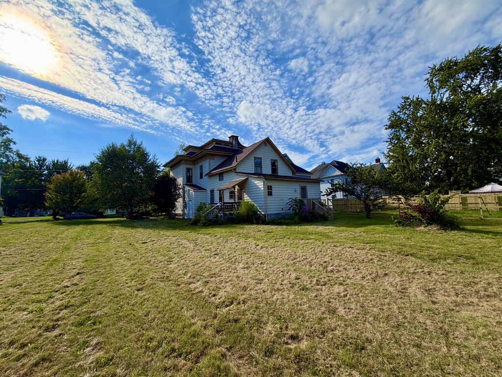 405 Union St. Property Photo 1