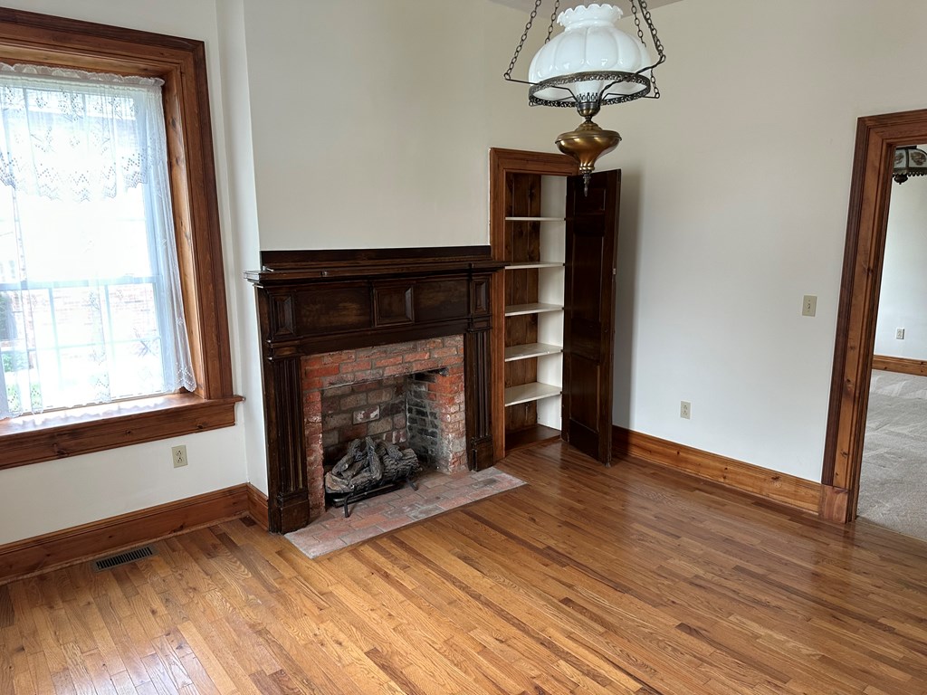 116 Main Street Property Photo 14