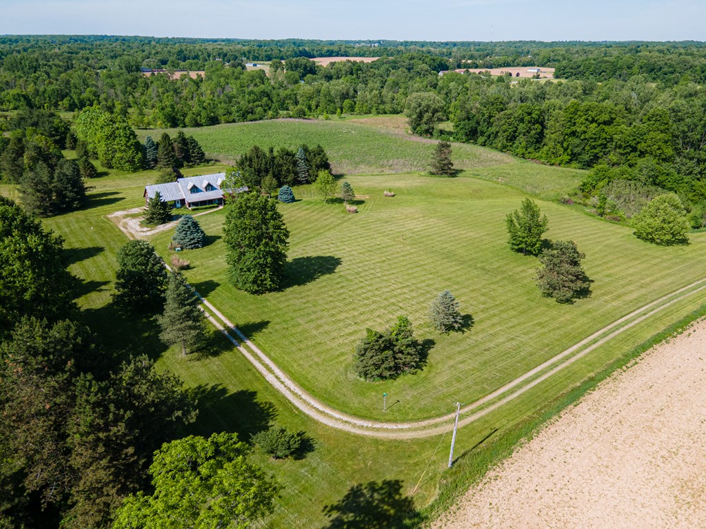 5329 Township Road 115 Property Photo 13