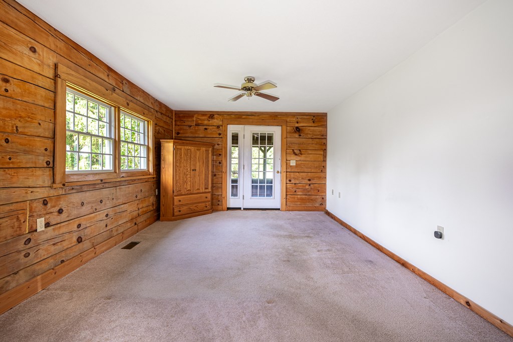 5329 Township Road 115 Property Photo 35