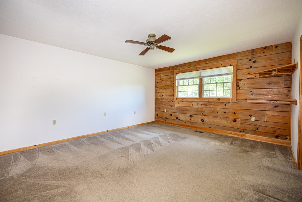 5329 Township Road 115 Property Photo 44