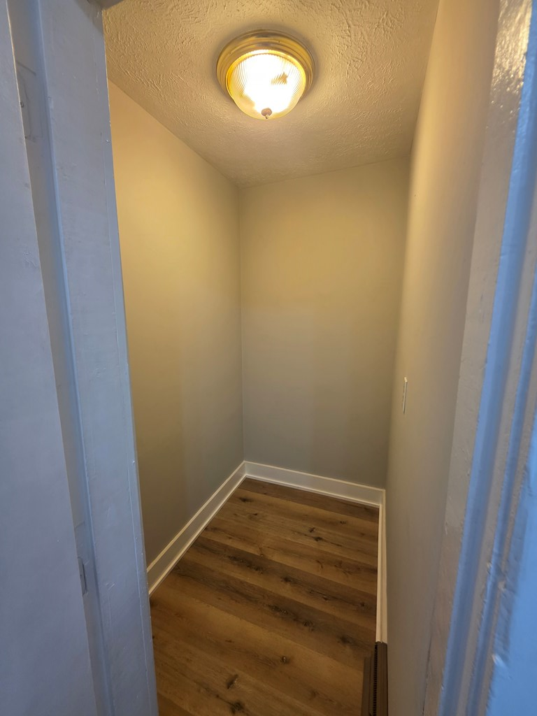 544 Arlington Ave. Property Photo 8