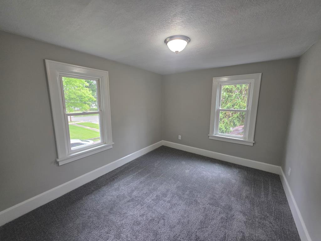 544 Arlington Ave. Property Photo 14
