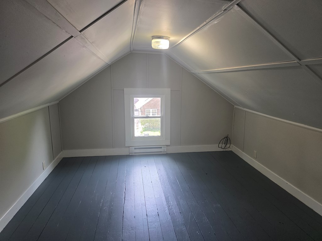 544 Arlington Ave. Property Photo 18