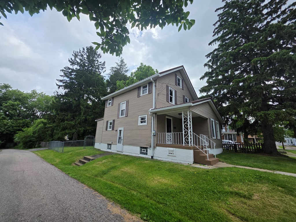 544 Arlington Ave. Property Photo 21