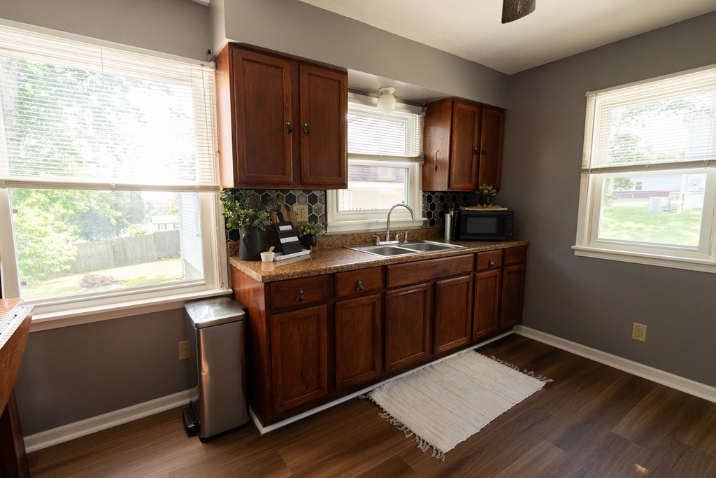 399 Agate Ave Property Photo 17