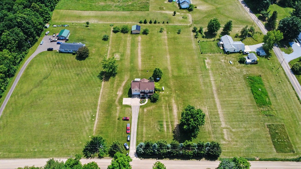 9400 Pleasant Valley Property Photo 48