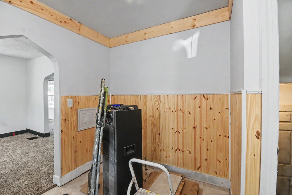 221 Penn Avenue Property Photo 9