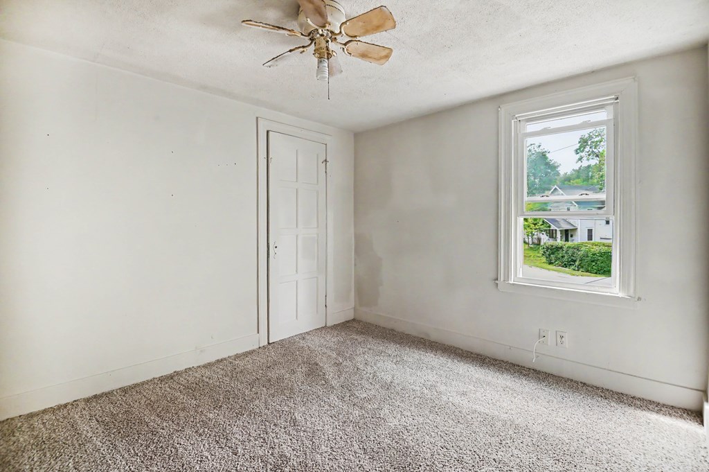 221 Penn Avenue Property Photo 12