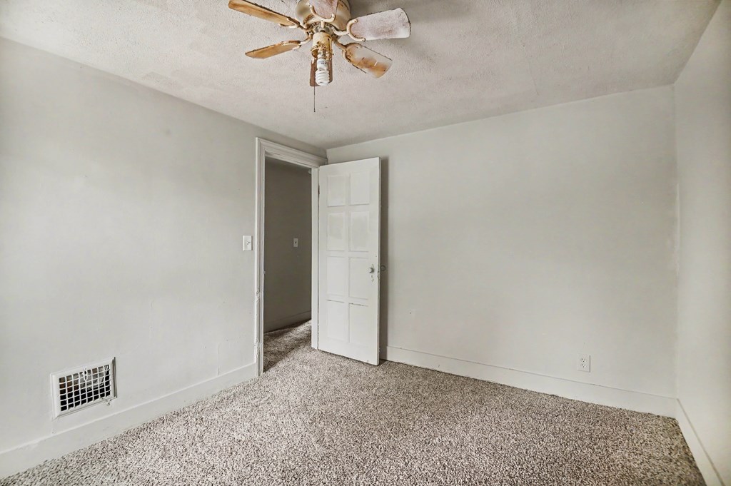 221 Penn Avenue Property Photo 13