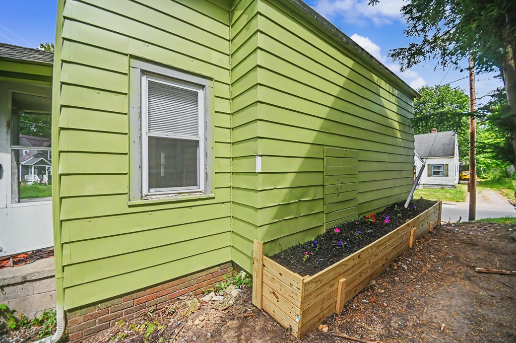 221 Penn Avenue Property Photo 20