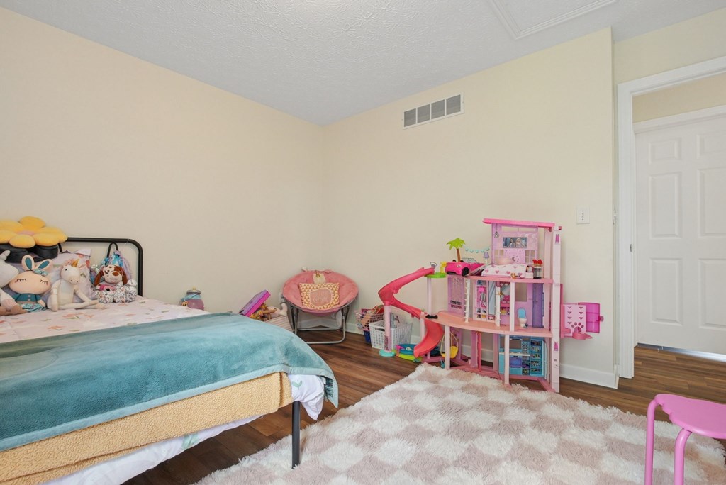 494 Ironhorse Property Photo 25