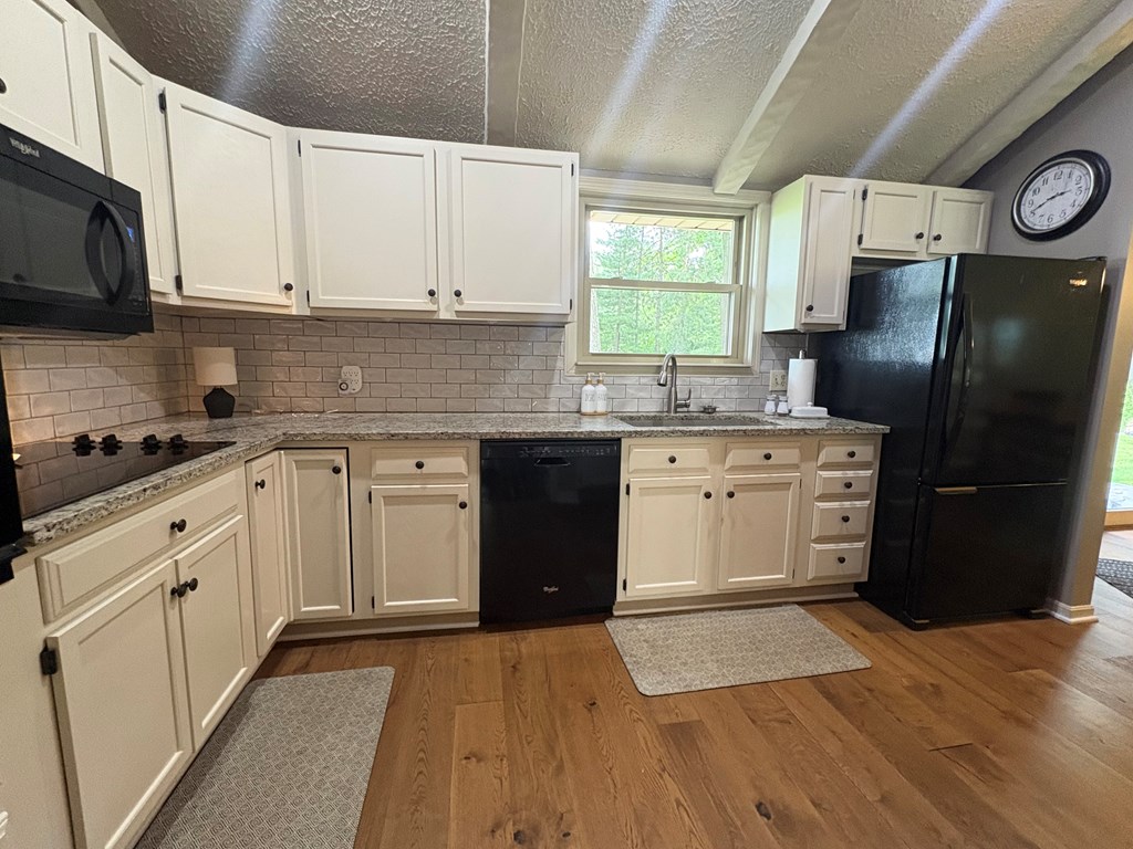 4285 St Rt103 Property Photo 16