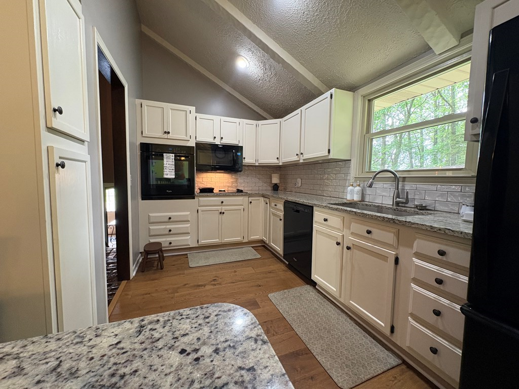 4285 St Rt103 Property Photo 17