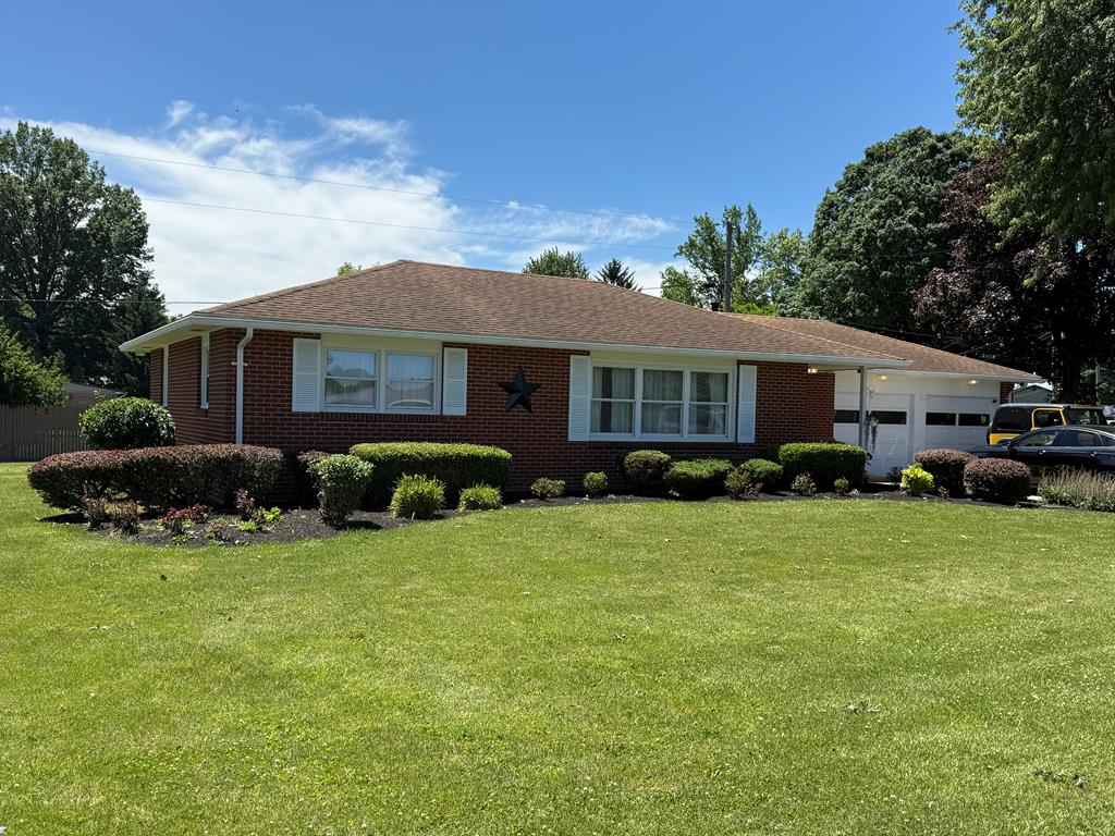 375 Arch Dr.
