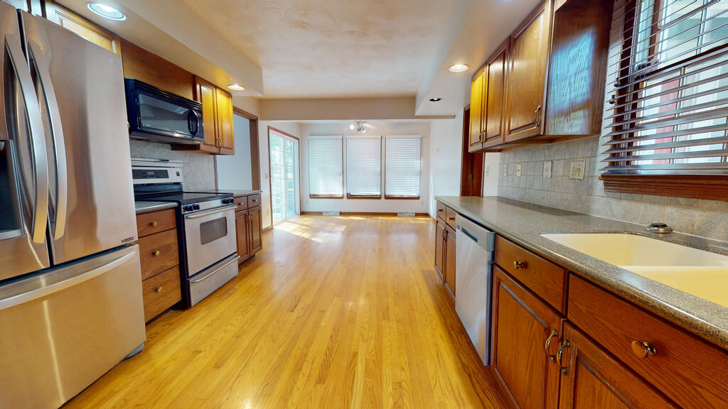 701 Kennedy Drive Property Photo 18