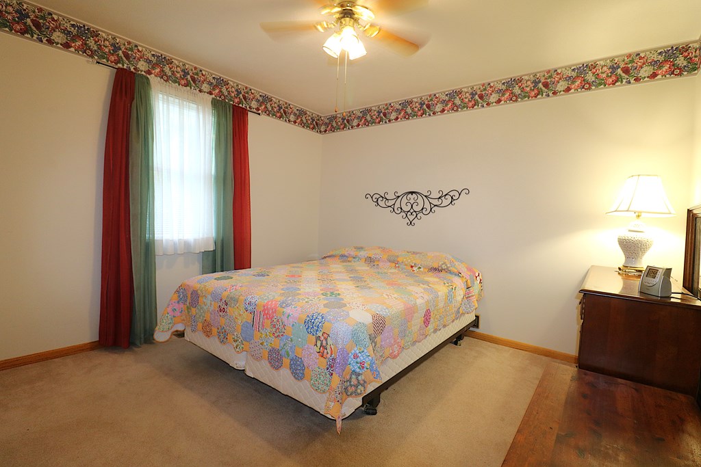 49 Executive Drive Property Photo 11