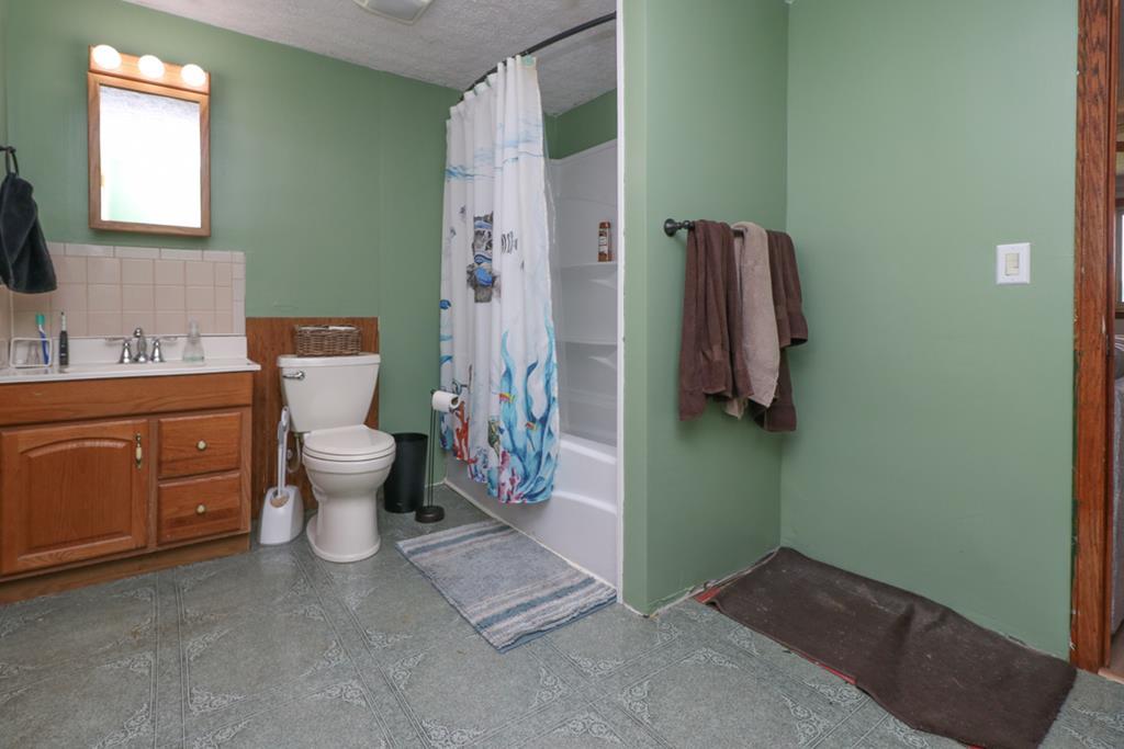 746 Forest Dr Property Photo 20