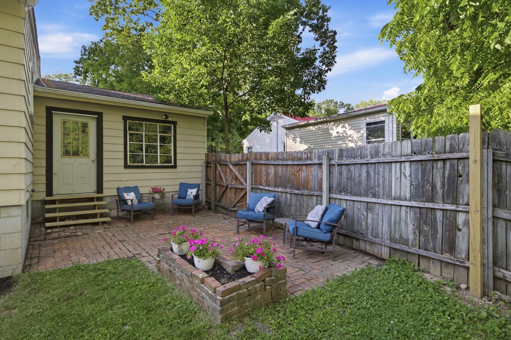 193 Ridgewood Blvd Property Photo 24