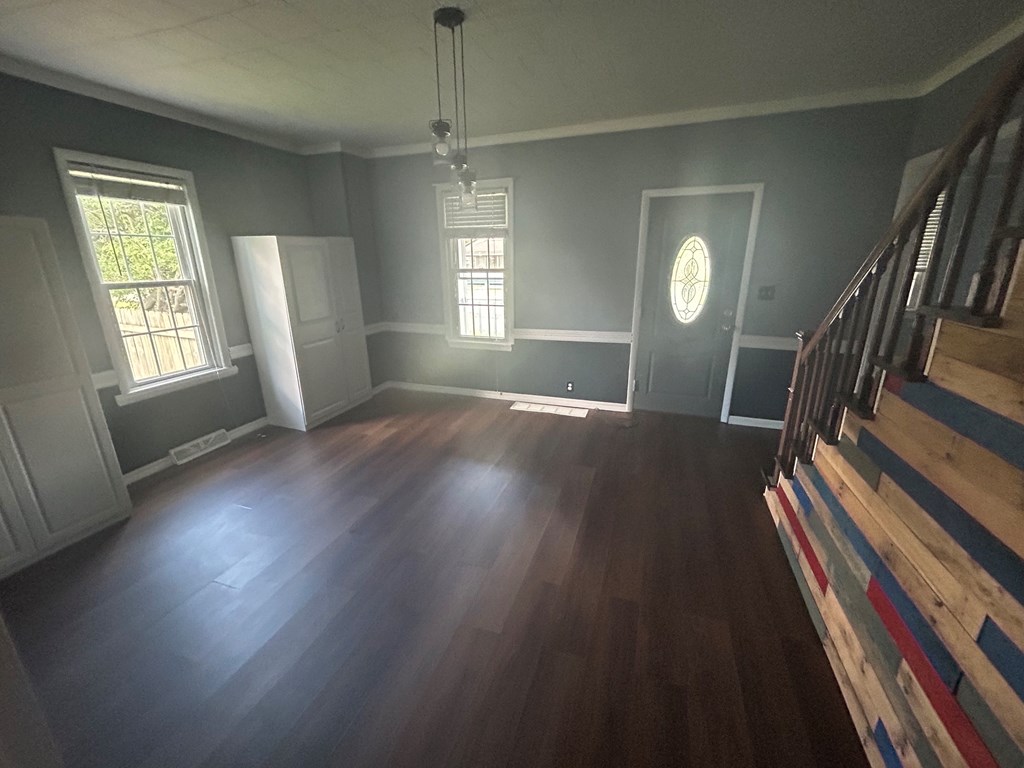 144 Second Avenue Property Photo 9