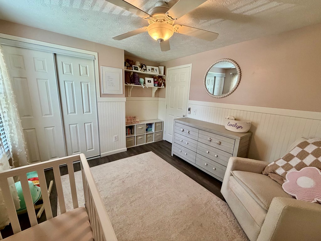 655 Falls Place Property Photo 11