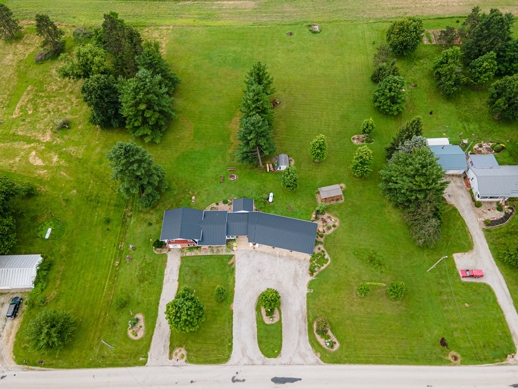 4102 Township Road 99 Property Photo 8