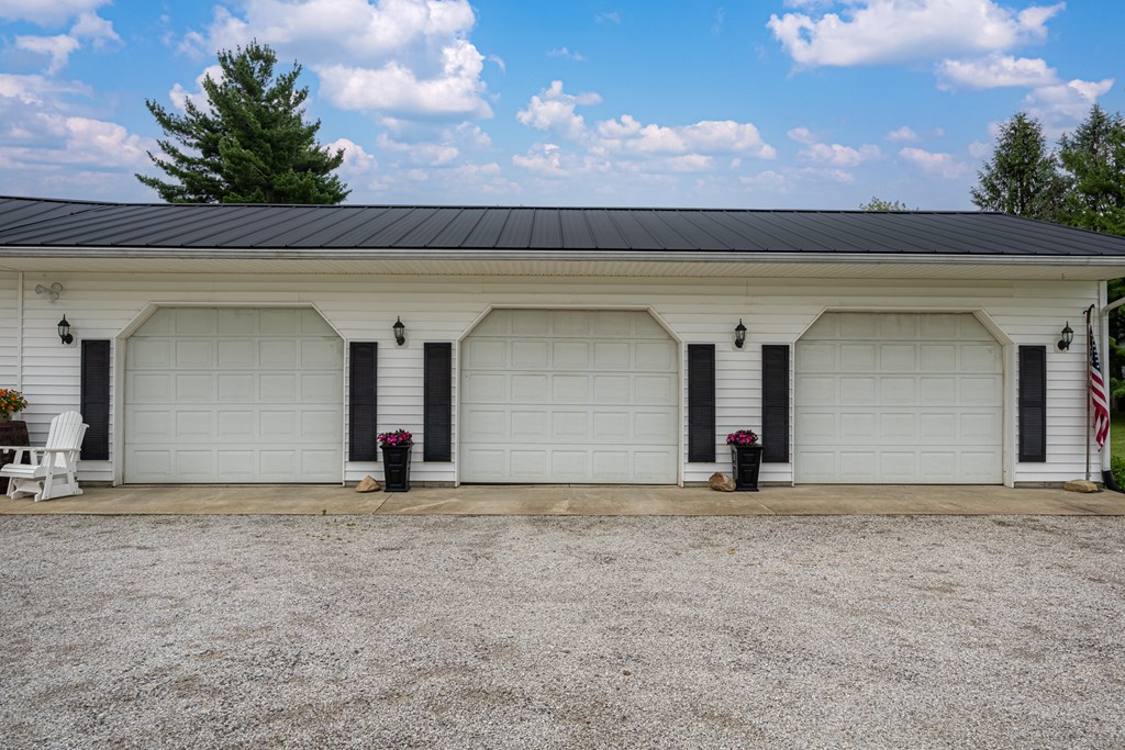 4102 Township Road 99 Property Photo 14