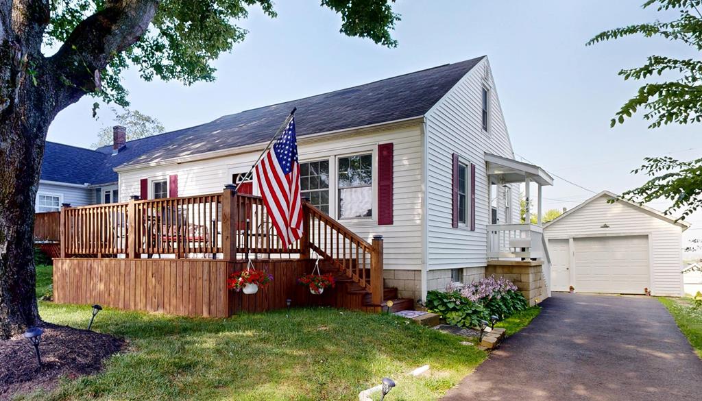 475 Dyas Rd Property Photo 1