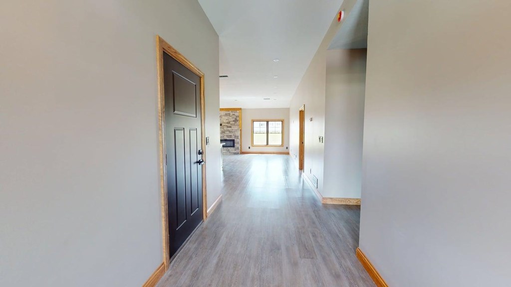 203 Crestwood Drive Property Photo 11