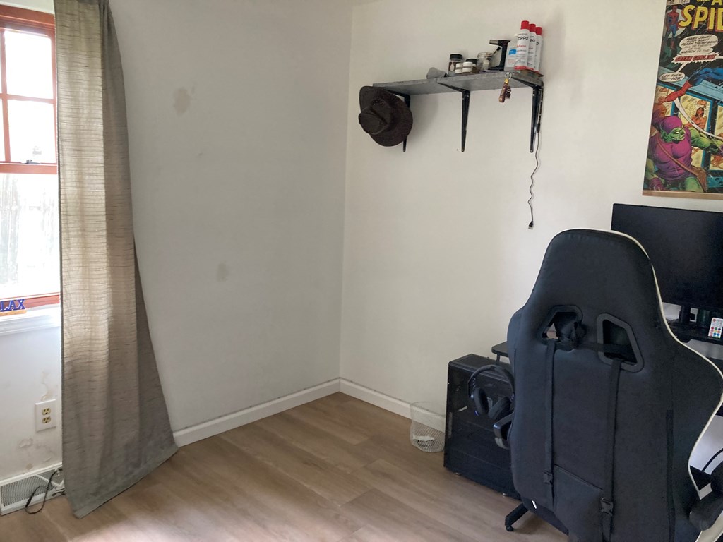 327 Keefer Street Property Photo 8