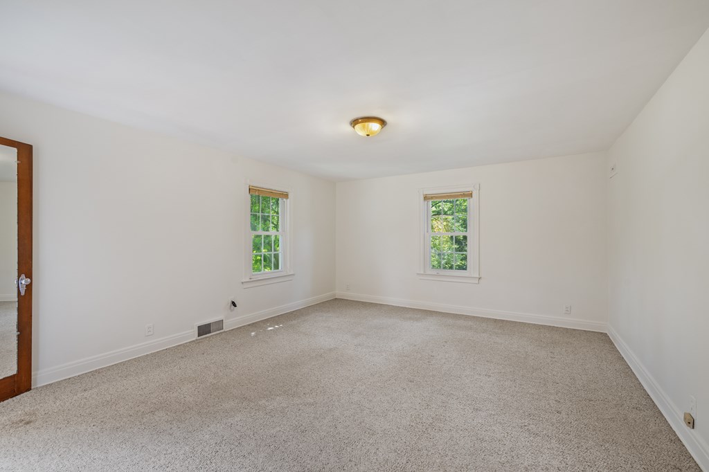741 Andover Rd Property Photo 18