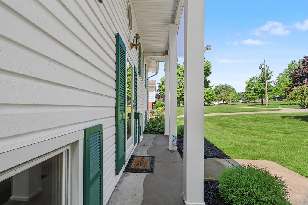 79 Redwood Road Property Photo 2