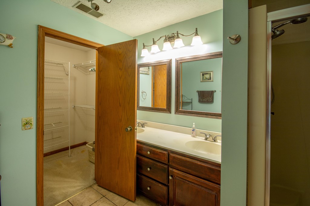 1765 Spring Village Ln Property Photo 23