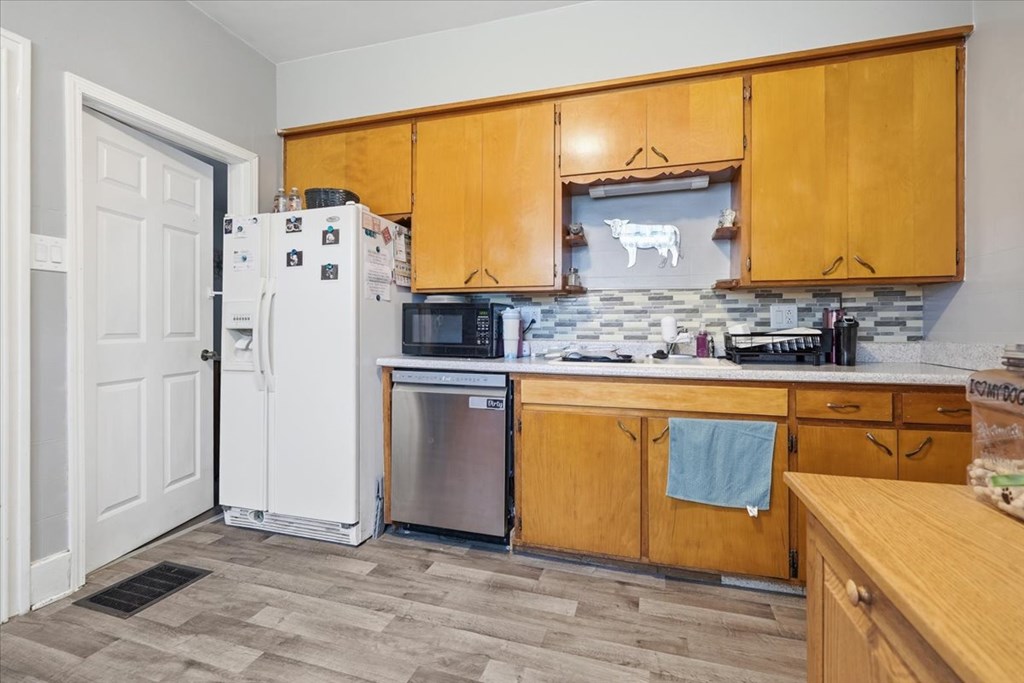42 S Gamble Property Photo 14