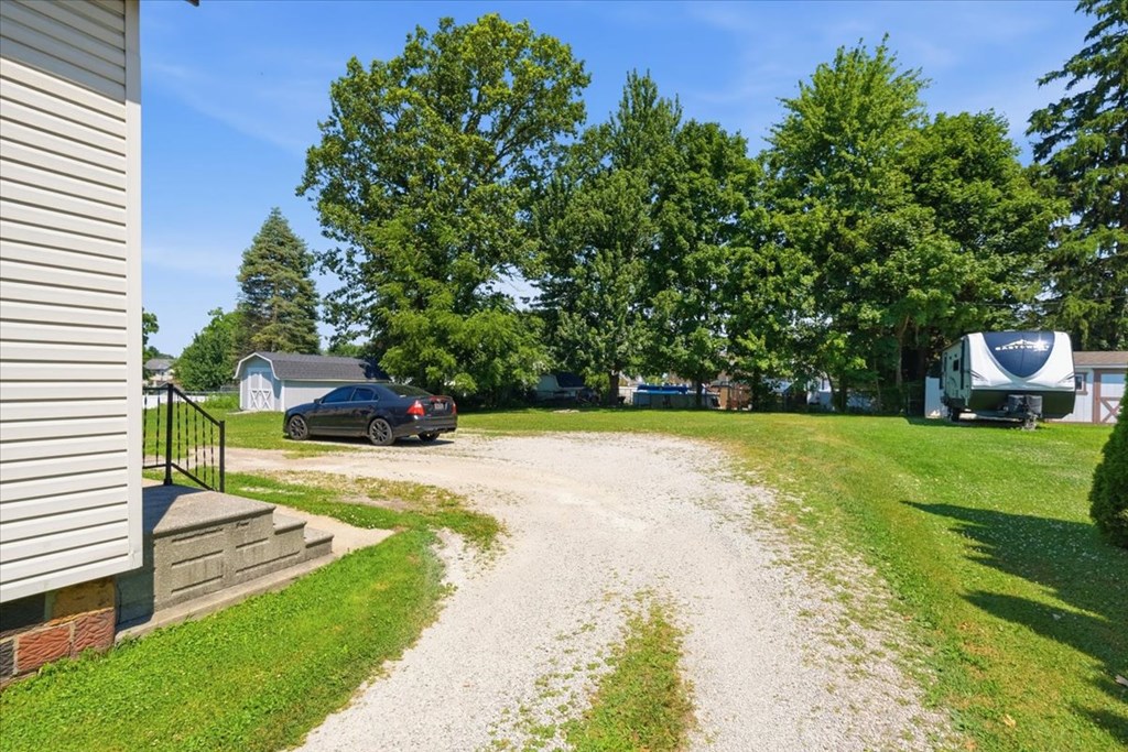 33 Marvin Ave Property Photo 2
