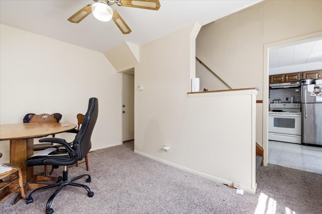 33 Marvin Ave Property Photo 7