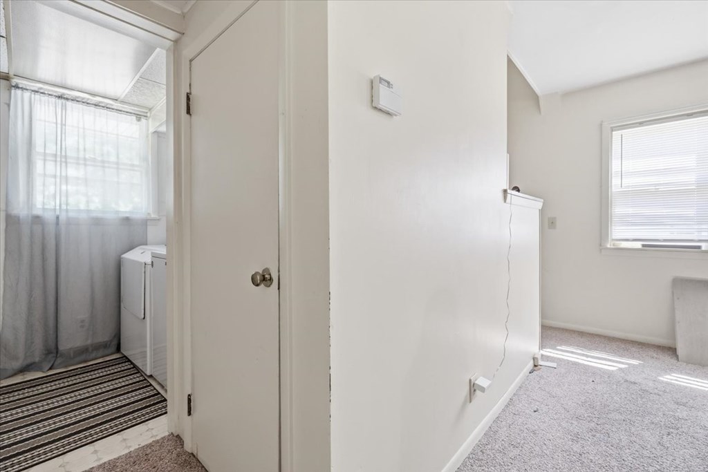 33 Marvin Ave Property Photo 8