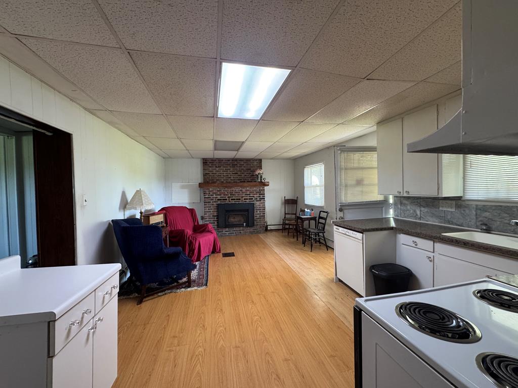 7998 State Route 309 Property Photo 6
