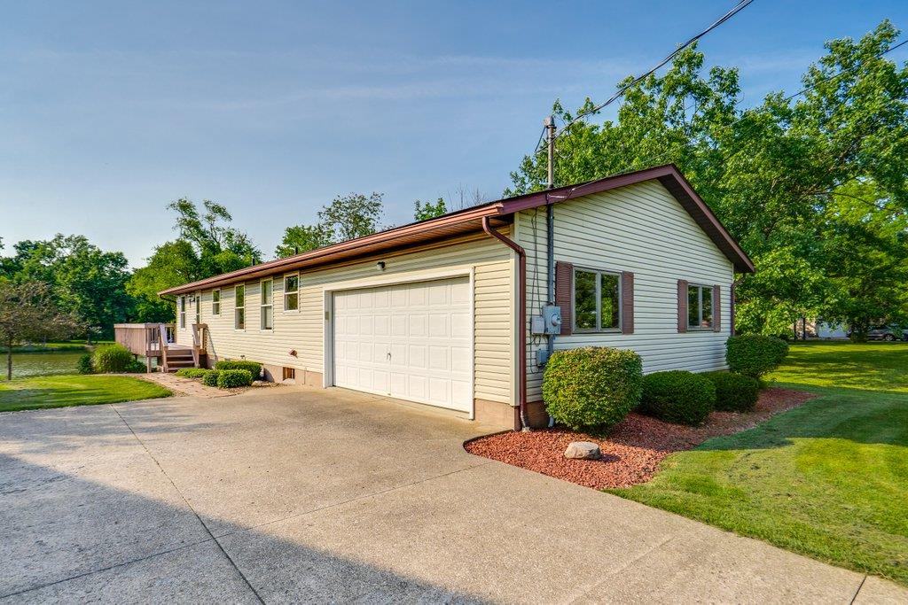 3313 Acuminata Property Photo 1
